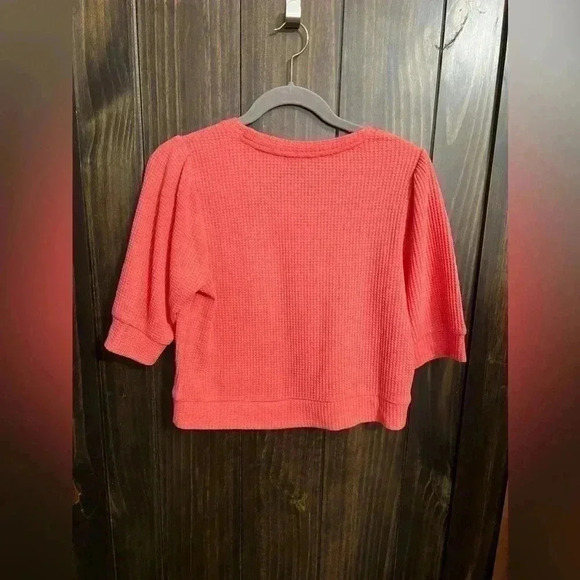 NWT-Cropped Pullover-Size:Small - Picture 8 of 9